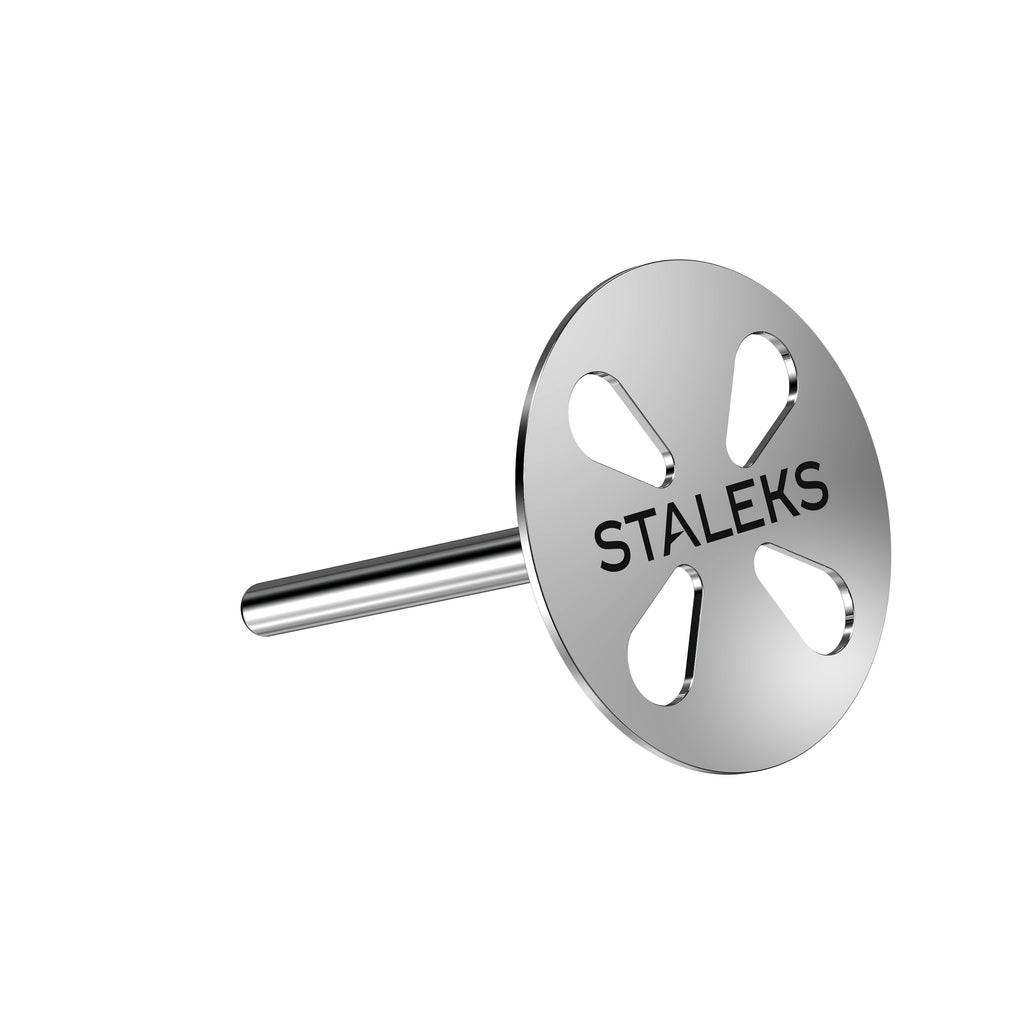 STALEKS EXPERT PODODISC M pedikiūro diskas – vaizdas iš priekio baltame fone